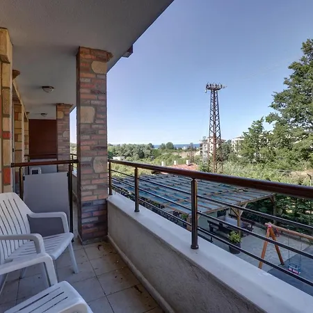 Complex Hunter's Шкорпиловци