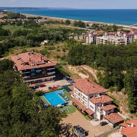 Complex Hunter's 4* Шкорпиловци