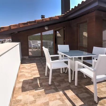 Апарт-отель Complex Hunter's 4*