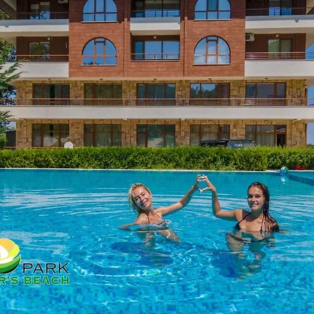 Complex Hunter's Apartahotel