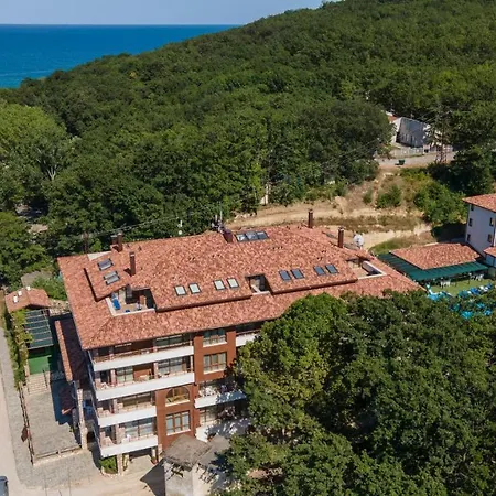 Complex Hunter's Aparthotel