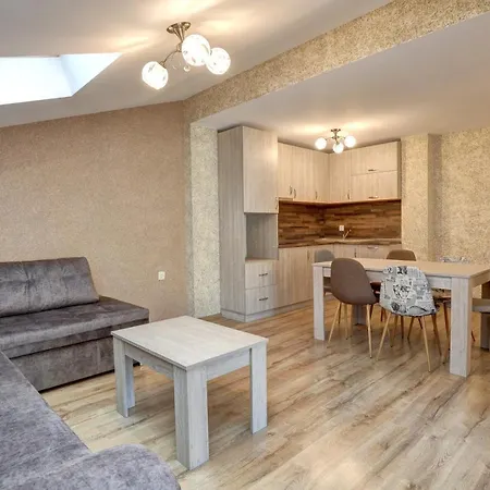 комплекс Hunter's Апартхотел